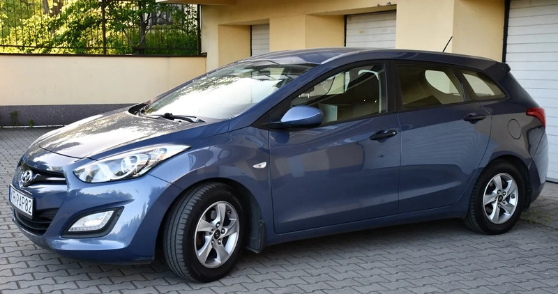 Hyundai I30 cena 28000 przebieg: 208400, rok produkcji 2014 z Kraków małe 106